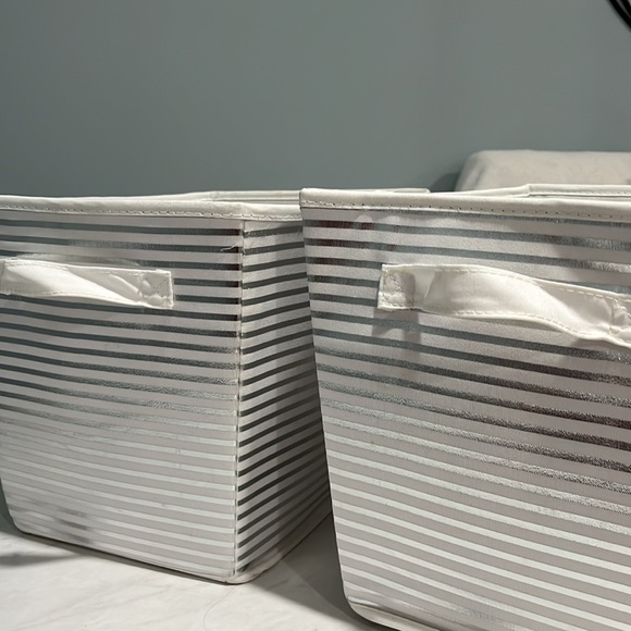 2 Target Bins - Picture 5 of 5